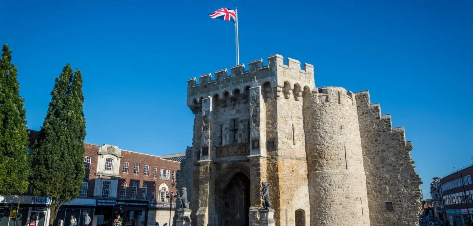 sightseeing-taxi-service-southampton-private-transfer-guide