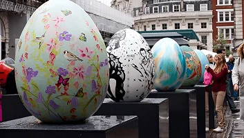 stress-free-london-easter-travel-with-himalaya-cars