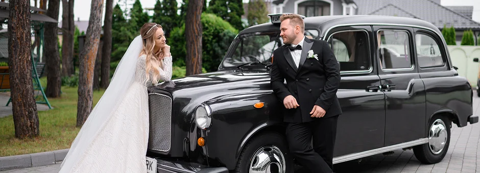 vintage-cars-for-wedding-transfers